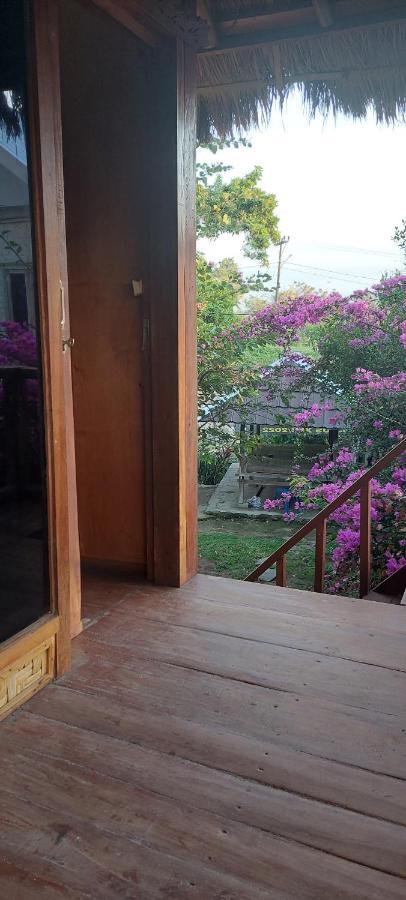 Akria Bed And Breakfast بايان المظهر الخارجي الصورة