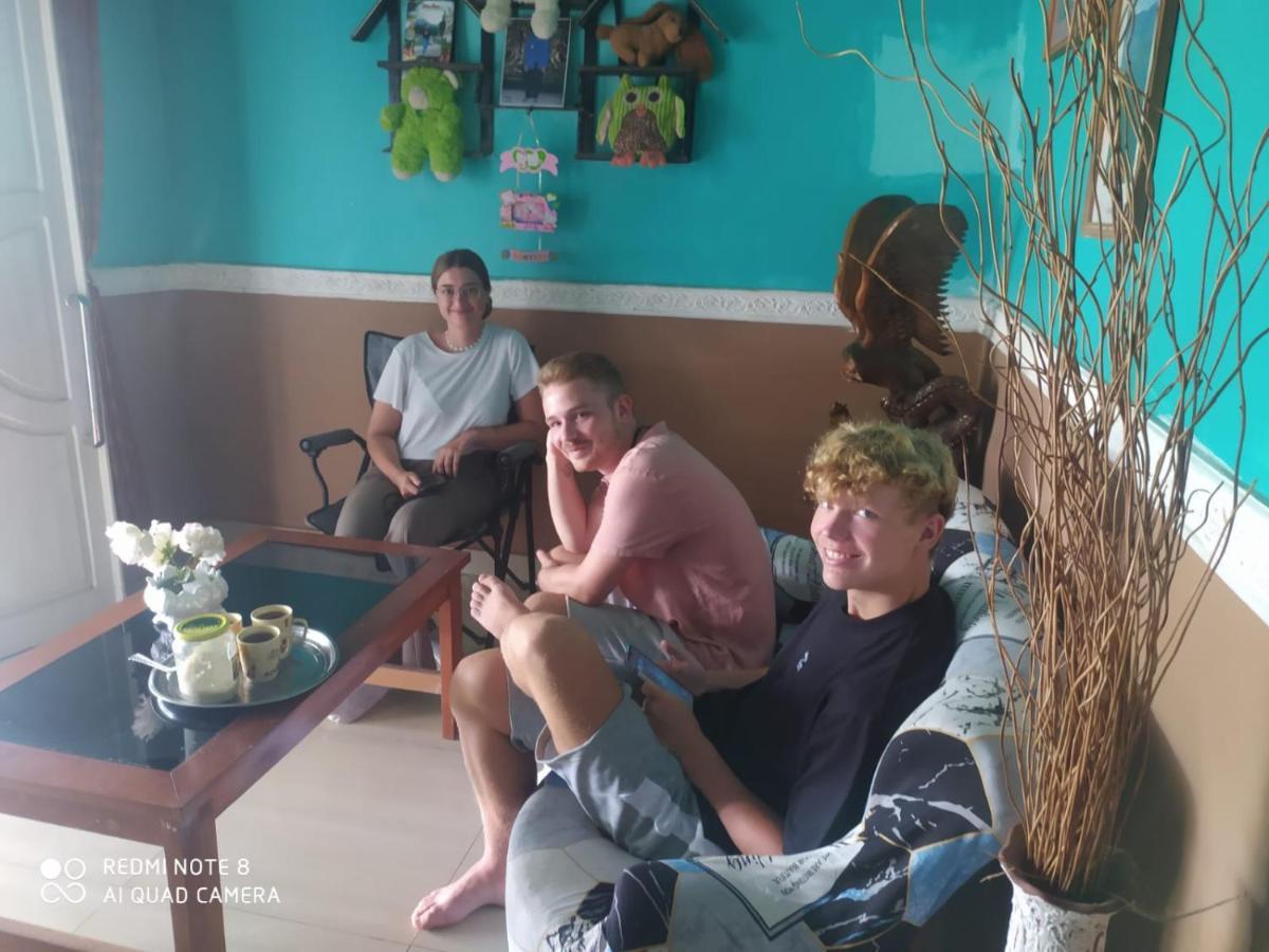 Akria Bed And Breakfast بايان المظهر الخارجي الصورة