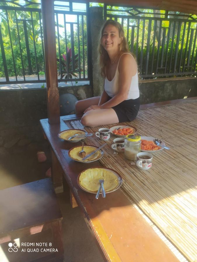 Akria Bed And Breakfast بايان المظهر الخارجي الصورة